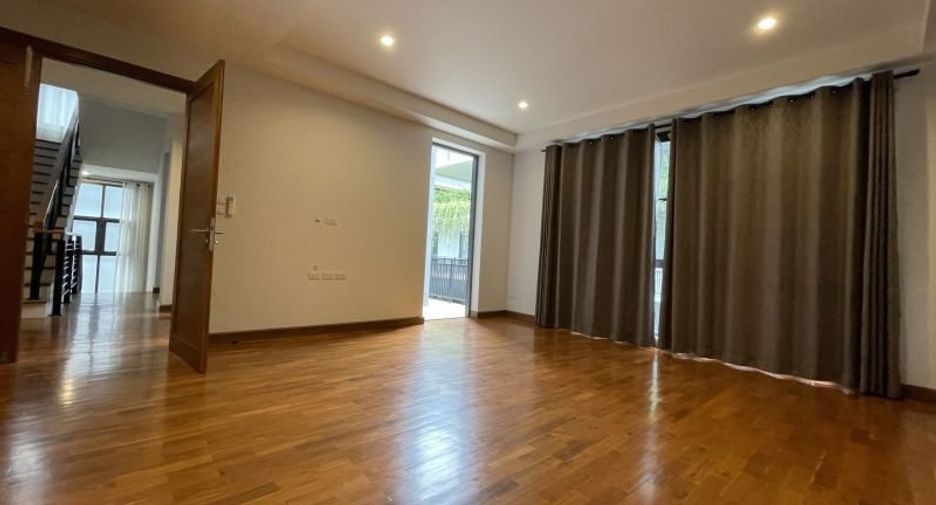 For rent 5 ベッドルーム house in Phra Nakhon, Bangkok