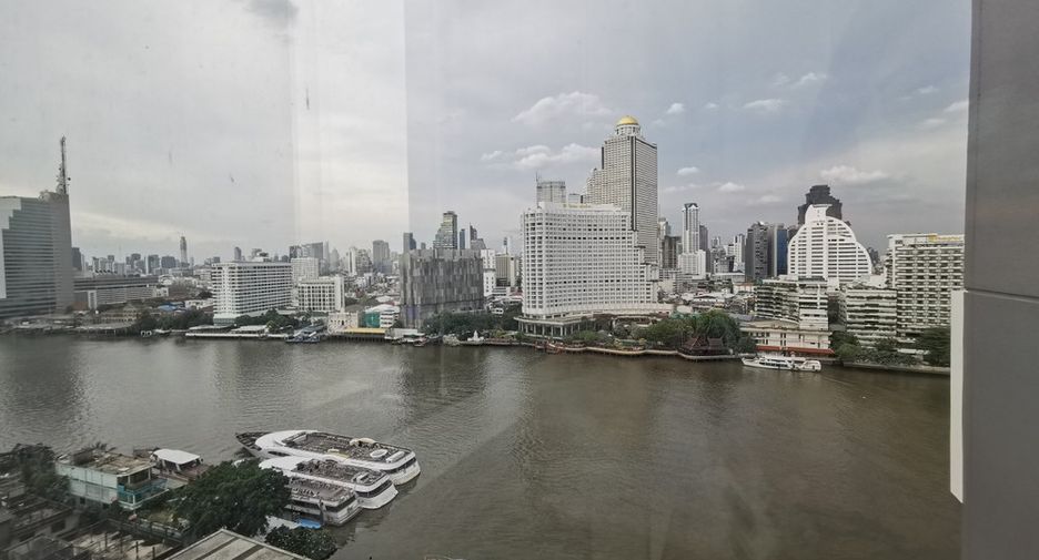 For sale 5 bedrooms condo in Sathon, Bangkok