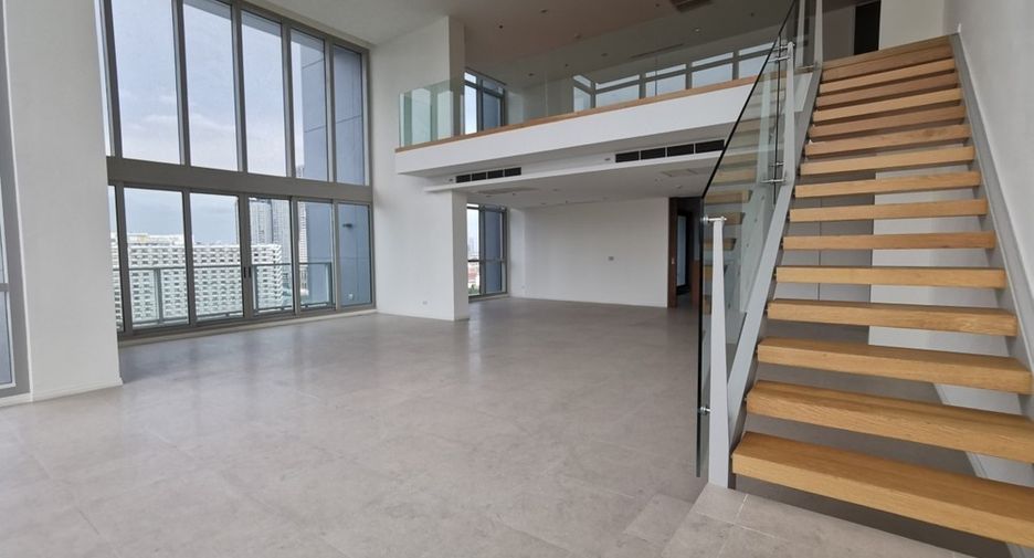 For sale 5 bedrooms condo in Sathon, Bangkok