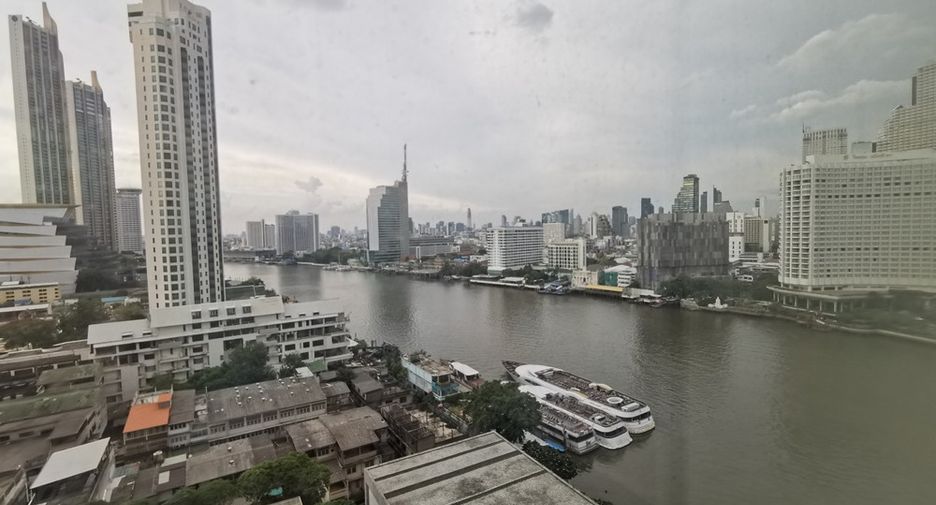 For sale 5 bedrooms condo in Sathon, Bangkok