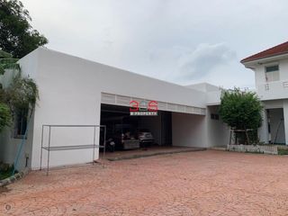 For sale 4 Beds house in Bang Khen, Bangkok