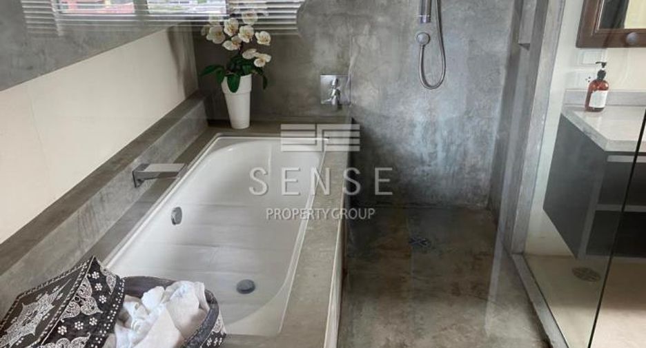 For sale and for rent 2 bedrooms condo in Sathon, Bangkok