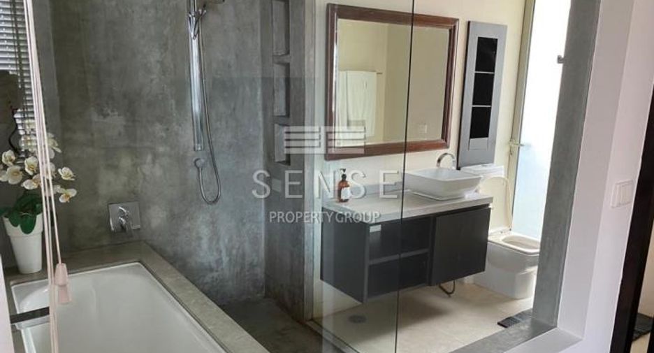 For sale and for rent 2 bedrooms condo in Sathon, Bangkok