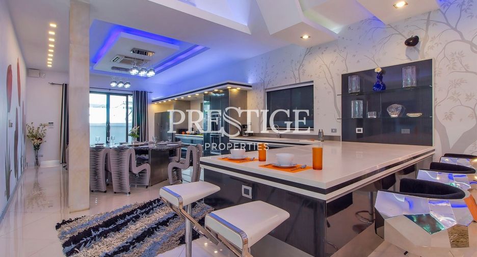 For sale and for rent 5 bedrooms house in Bang Lamung, Chonburi