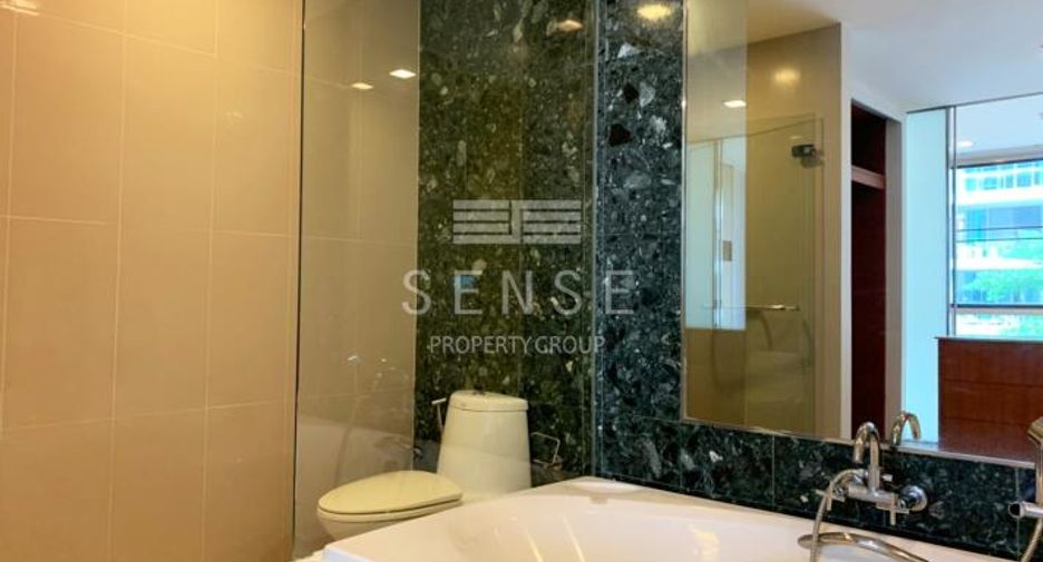 For sale and for rent 3 bedrooms condo in Khlong Toei, Bangkok