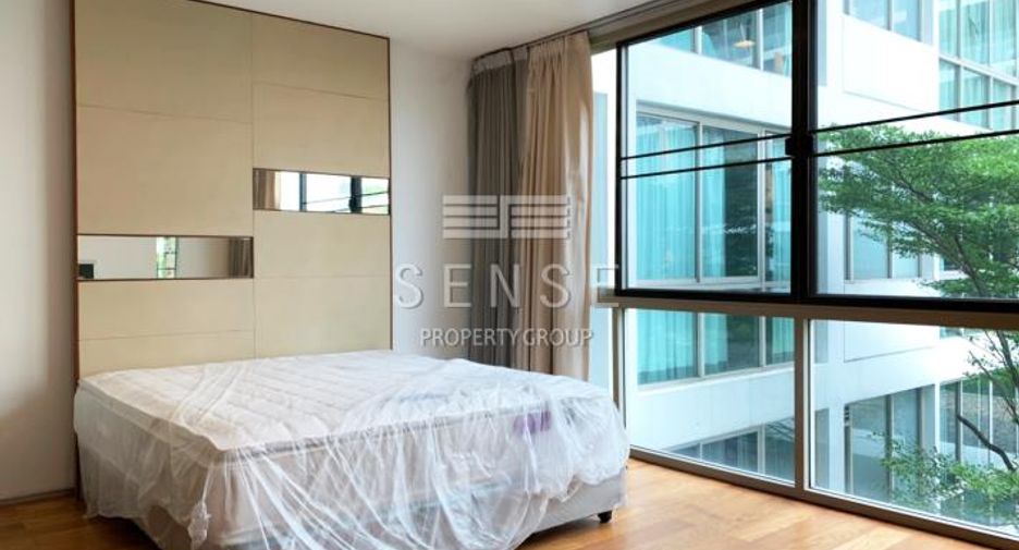 For sale and for rent 3 bedrooms condo in Khlong Toei, Bangkok