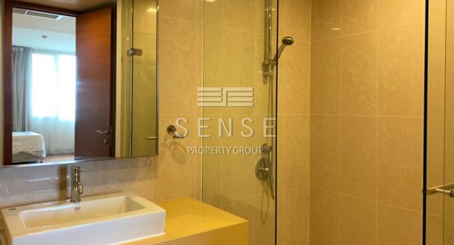 For sale and for rent 3 bedrooms condo in Khlong Toei, Bangkok