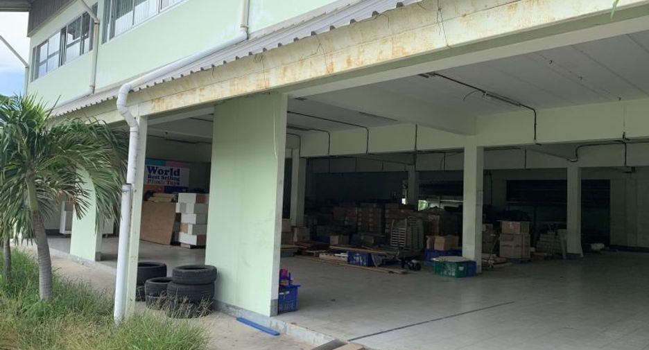 For sale warehouse in Mueang Chon Buri, Chonburi