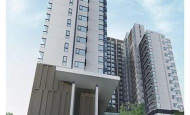 For sale 1 bed condo in Khlong Toei, Bangkok