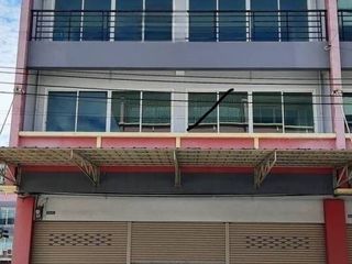 For sale 2 bed townhouse in Bang Khae, Bangkok