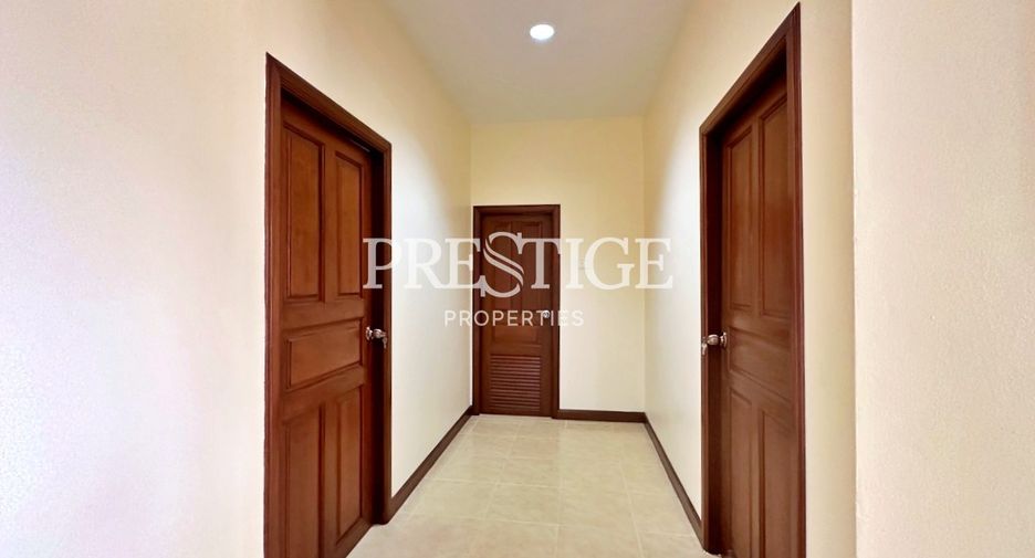 For sale 3 bedrooms house in Bang Lamung, Chonburi