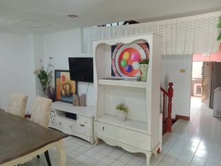 For sale 4 bed townhouse in Saraphi, Chiang Mai
