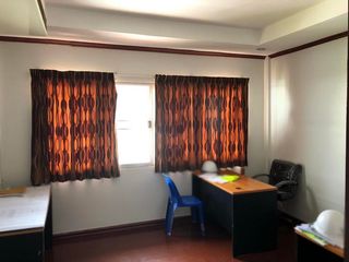 For sale 5 bed office in Khlong Toei, Bangkok