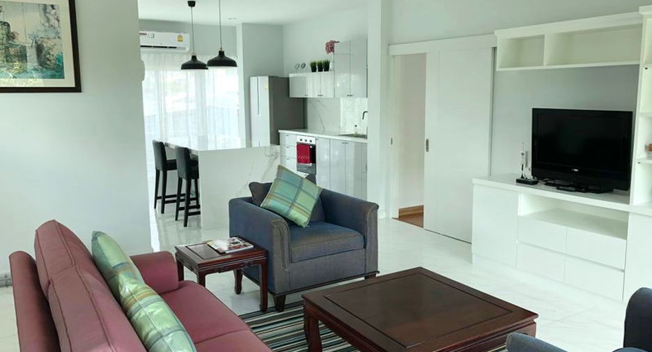 For sale and for rent 4 bed house in Huai Khwang, Bangkok