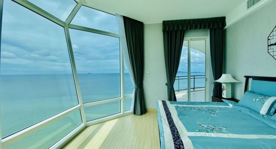 For rent 3 bedrooms condo in Bang Lamung, Chonburi