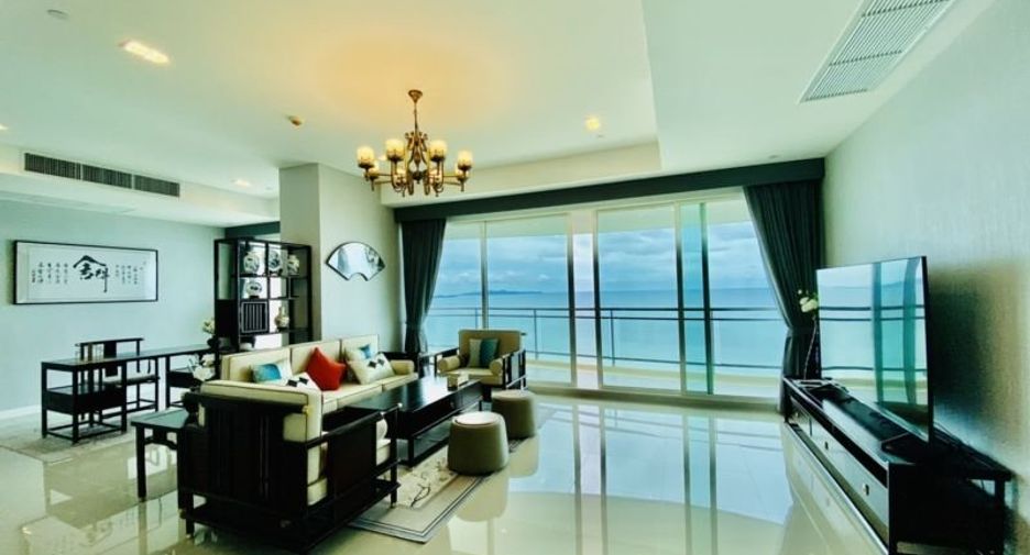 For rent 3 bedrooms condo in Bang Lamung, Chonburi