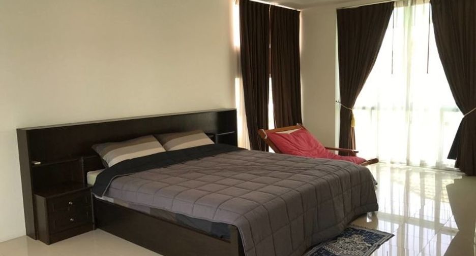For rent and for sale 3 bedrooms house in Bang Lamung, Chonburi