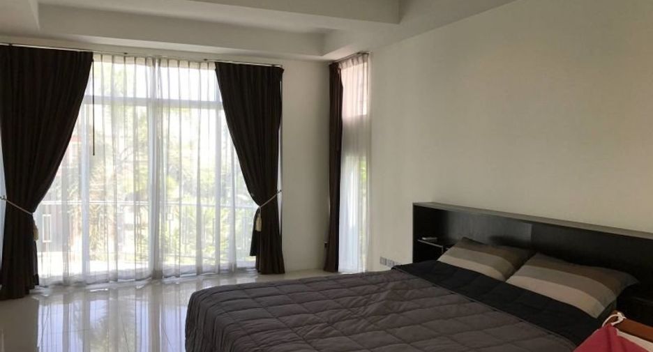For rent and for sale 3 bedrooms house in Bang Lamung, Chonburi