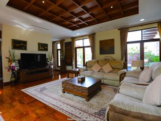 For sale 4 bed house in Jomtien, Pattaya