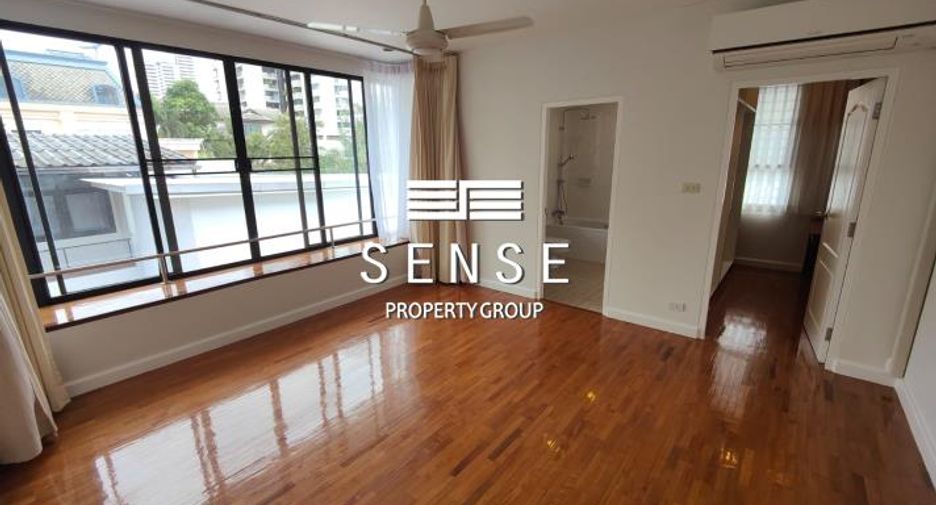 For rent 5 bedrooms house in Khlong Toei, Bangkok