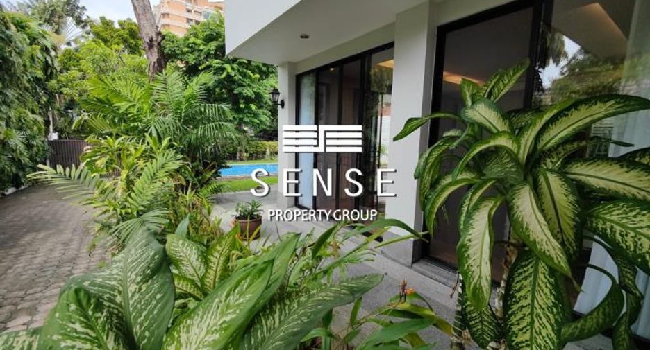For rent 5 bedrooms house in Khlong Toei, Bangkok