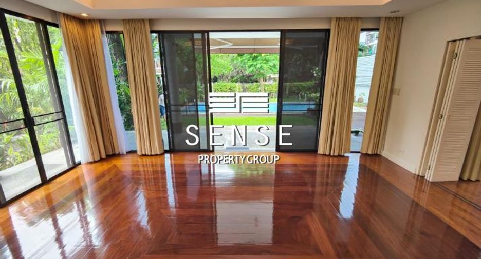 For rent 5 bedrooms house in Khlong Toei, Bangkok
