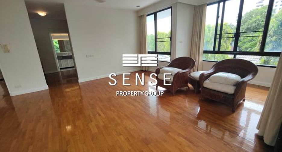 For rent 5 bedrooms house in Khlong Toei, Bangkok