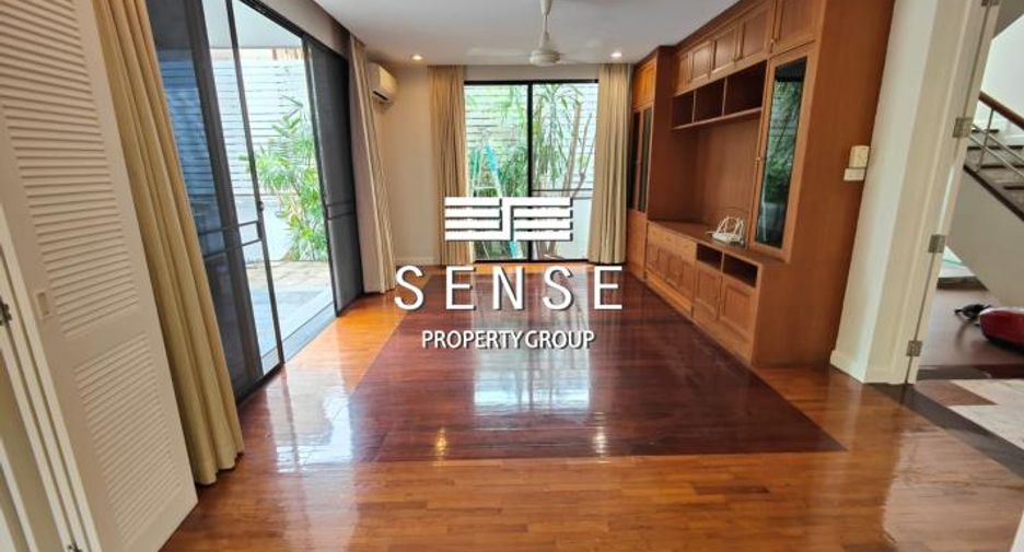 For rent 5 bedrooms house in Khlong Toei, Bangkok