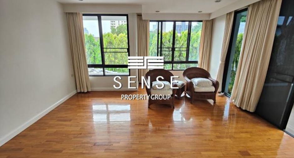 For rent 5 bedrooms house in Khlong Toei, Bangkok
