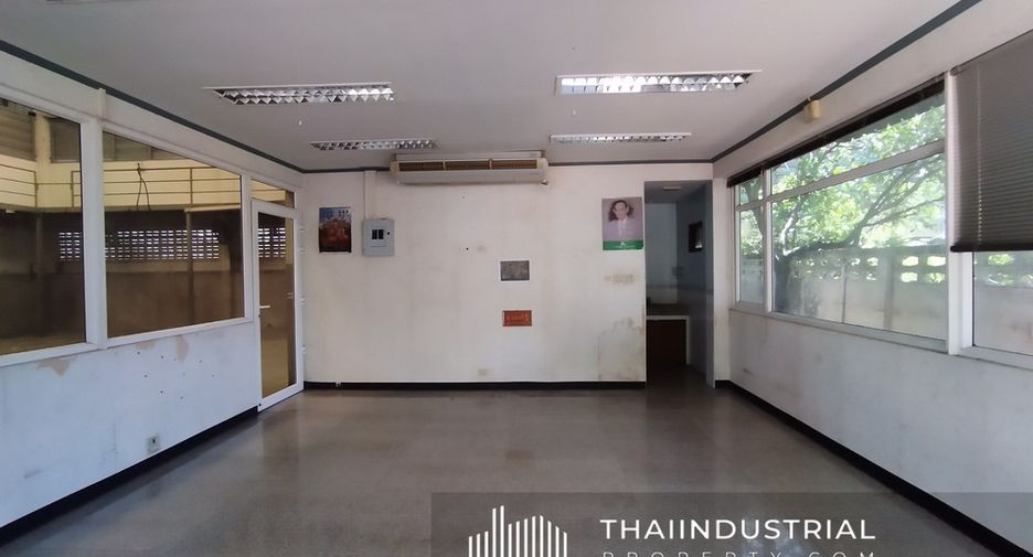 出租 仓库 在 Mueang Samut Prakan, Samut Prakan