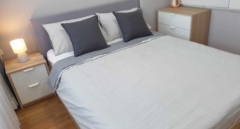 For rent 1 bed condo in Phaya Thai, Bangkok