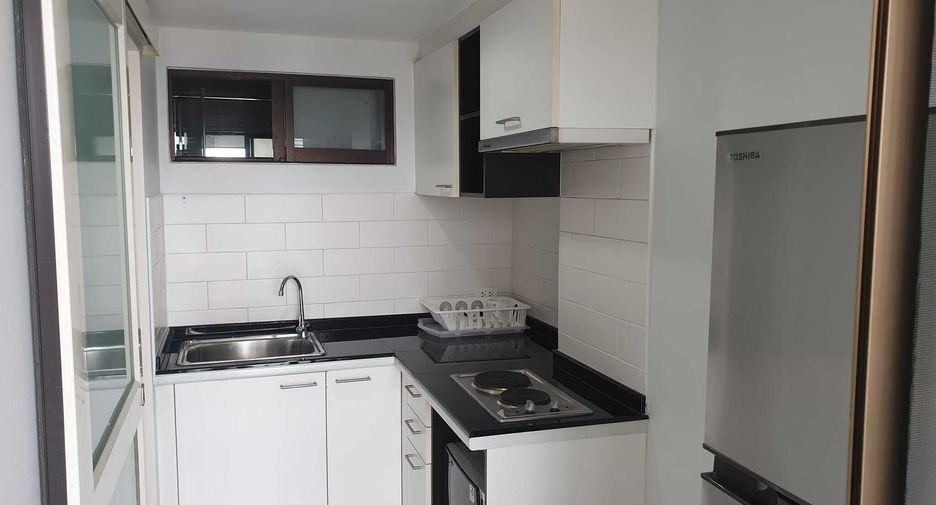 For rent 1 bed condo in Phaya Thai, Bangkok