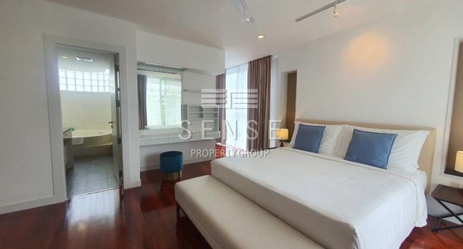 Condo en alquiler de 4 habitaciones en Watthana, Bangkok
