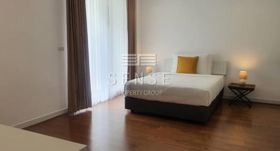 Condo en alquiler de 4 habitaciones en Watthana, Bangkok