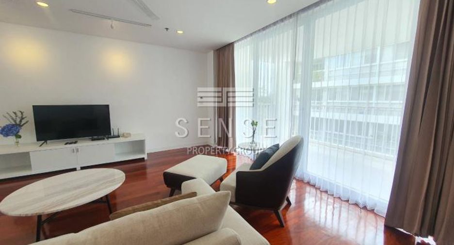 Condo en alquiler de 4 habitaciones en Watthana, Bangkok