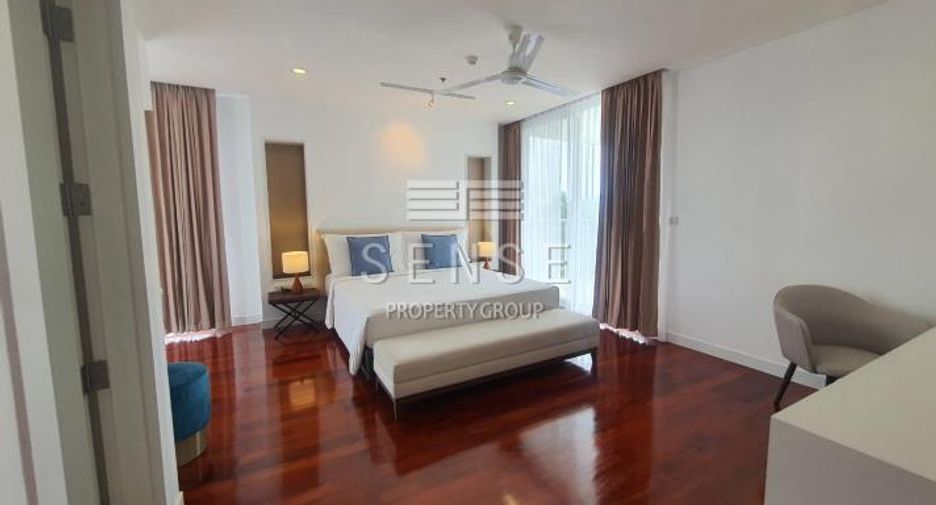 Condo en alquiler de 4 habitaciones en Watthana, Bangkok