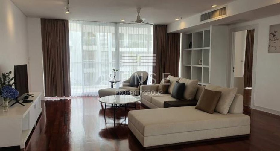 Condo en alquiler de 4 habitaciones en Watthana, Bangkok