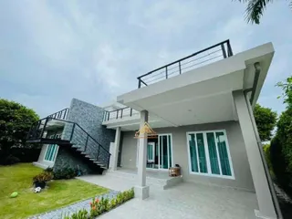 For rent 4 bed house in Bang Saray, Pattaya