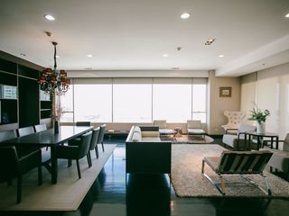 For sale スタジオ condo in Khlong Toei, Bangkok