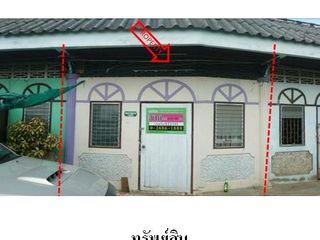 For sale 2 bedrooms townhouse in Pran Buri, Prachuap Khiri Khan
