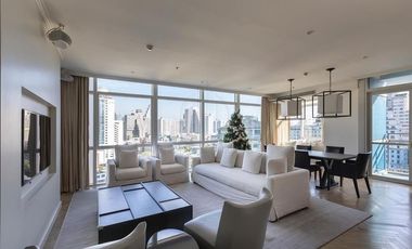 For sale 3 ベッドルーム condo in Pathum Wan, Bangkok