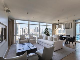 For sale 3 bedrooms condo in Pathum Wan, Bangkok