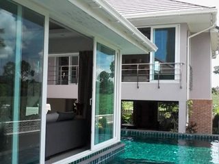 For sale 5 bed villa in Sattahip, Chonburi
