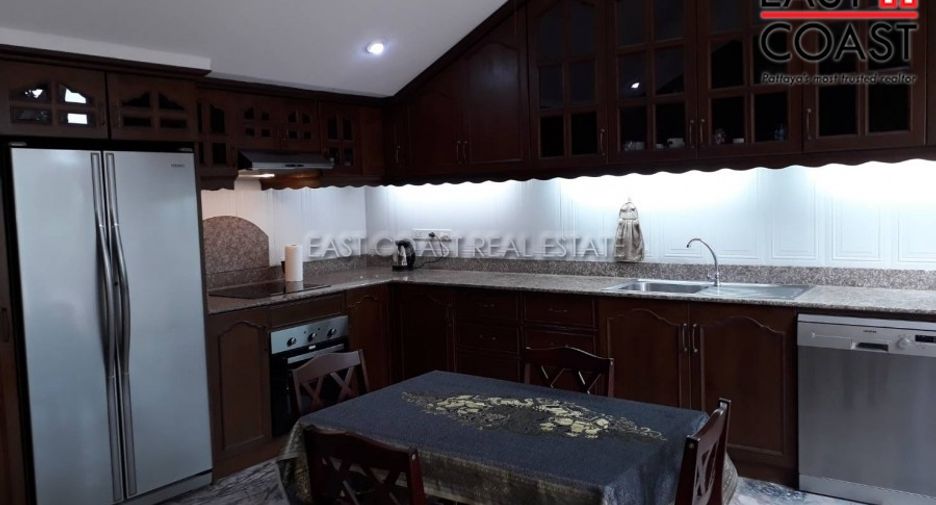 For sale 3 bedrooms house in Bang Lamung, Chonburi