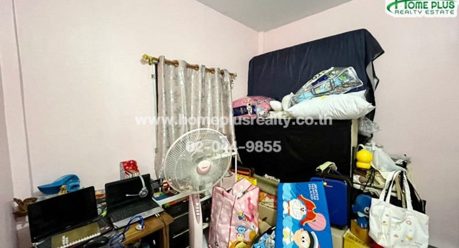 À vendre 2 chambres maison de ville à Bueng Kum, Bangkok