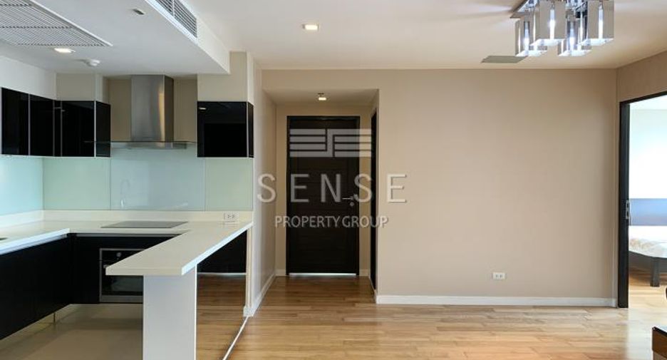 For rent 2 bedrooms condo in Watthana, Bangkok