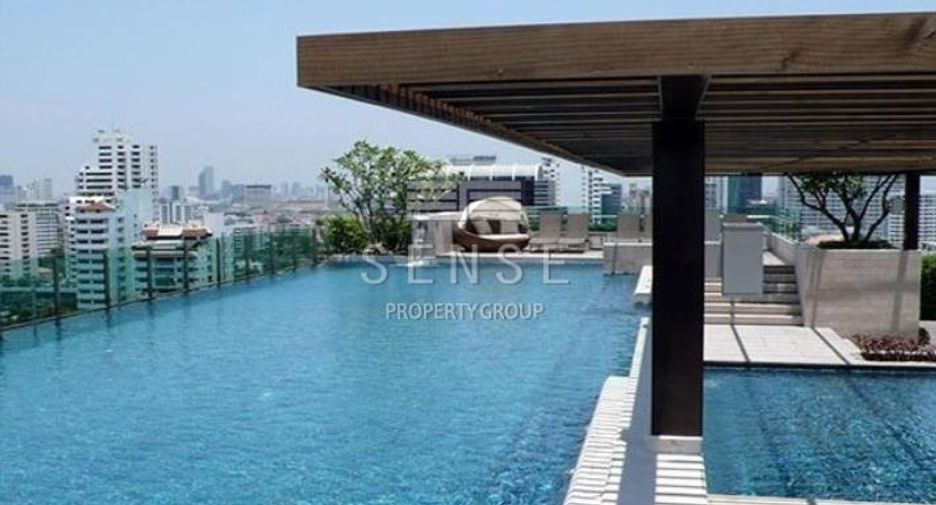 For rent 2 bedrooms condo in Watthana, Bangkok