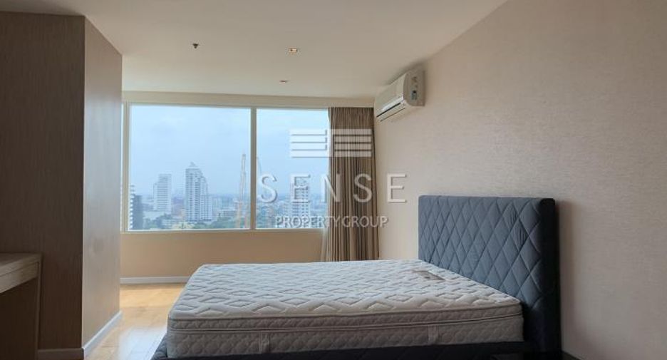 For rent 2 bedrooms condo in Watthana, Bangkok