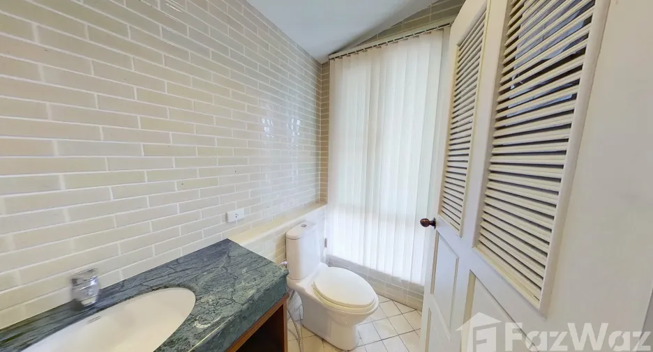 For rent 6 bed house in Hang Dong, Chiang Mai