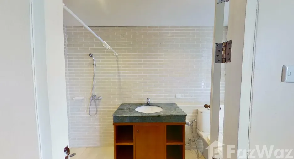 For rent 6 bed house in Hang Dong, Chiang Mai